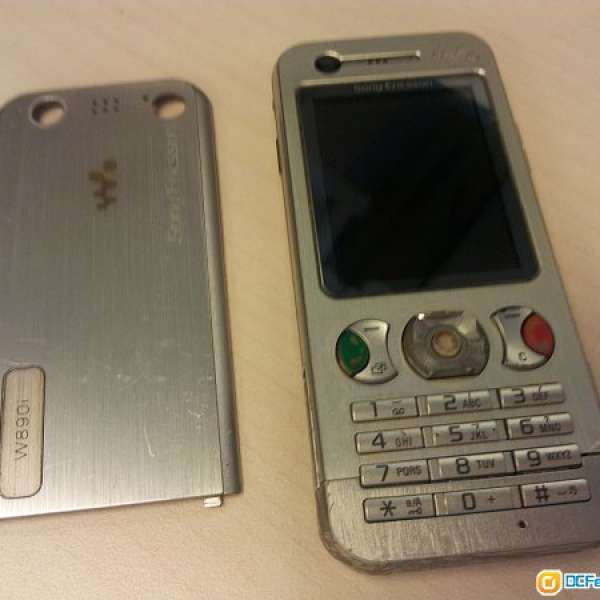 Sony Ericsson W890i (Silver) (Not work)