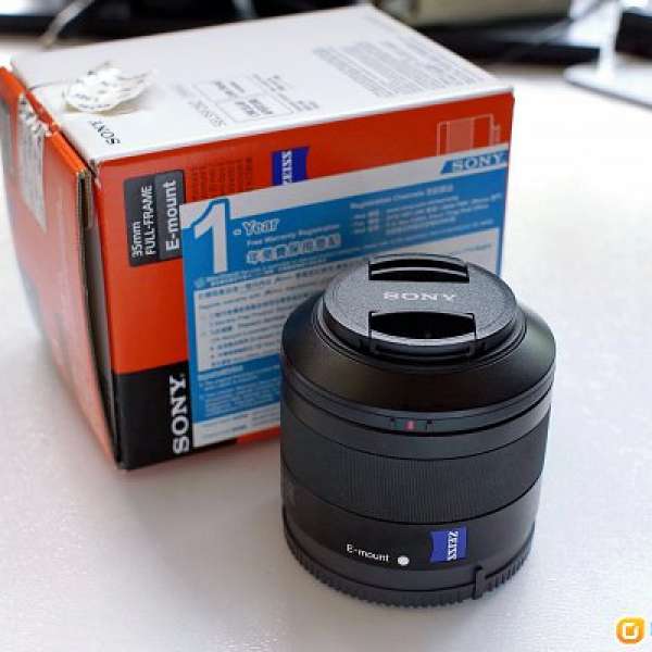 Sony Carl Zeiss SEL FE 35mm F2.8ZA (E-mount for full frame)