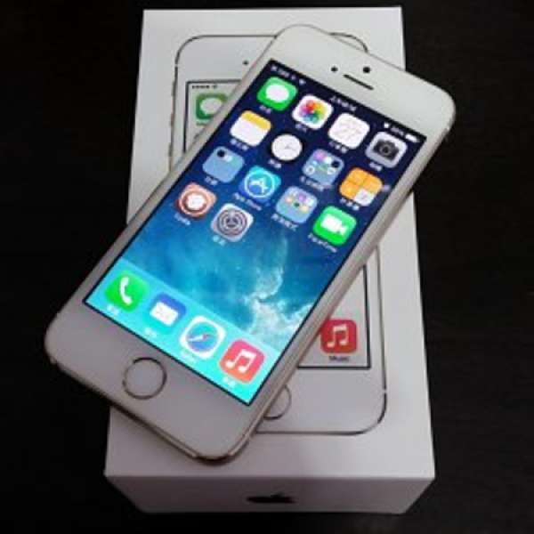 95% New iPhone 5s 16GB 香檳金 ZP 行貨 Apple Store 購買 有保養至25/11/2014