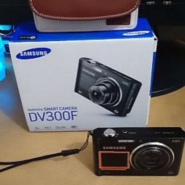Samsung DV300F DC 連 8G卡 (前後monitor可供自拍)