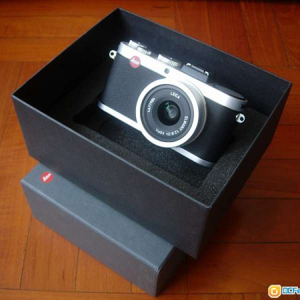 ( 新淨 ) 銀黑版_ Leica X2 有盒
