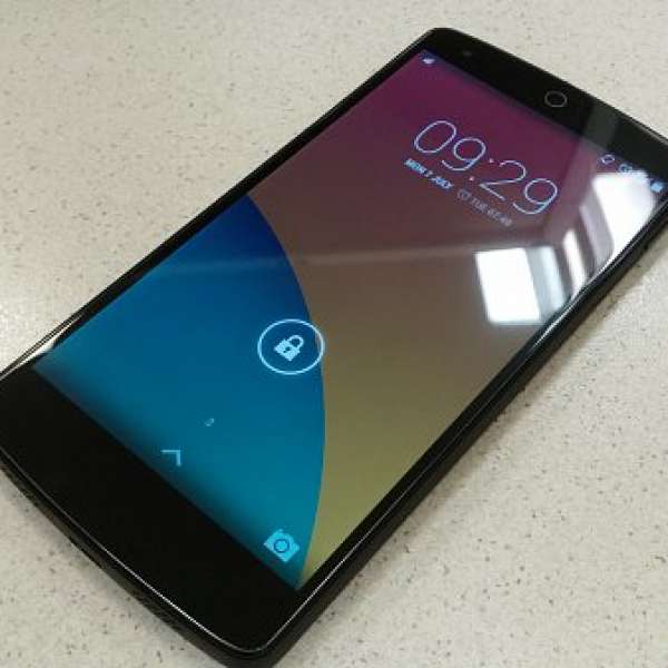 Nexus 5 32GB (黑色)