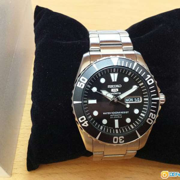 SEIKO 5 SPORT AUTOMATIC 100M SNZF17J1 日版 MADE IN JAPAN 99% 新