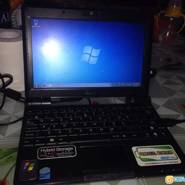 Asus netbook 8.9吋  PC 900HA