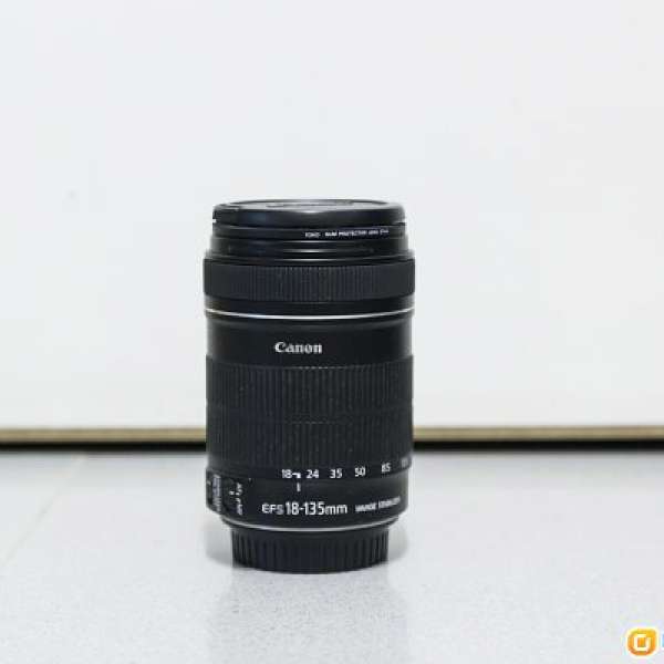 Canon 18-135mm F3.5-5.6 IS