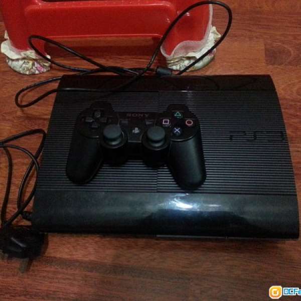 放 95%new PS3 黑色 Super SLIM 500GB 連2 games