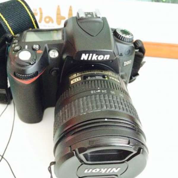 Nikon D90 body + AF-S NIKKOR 18-70mm 1:3.5-4.5G Len