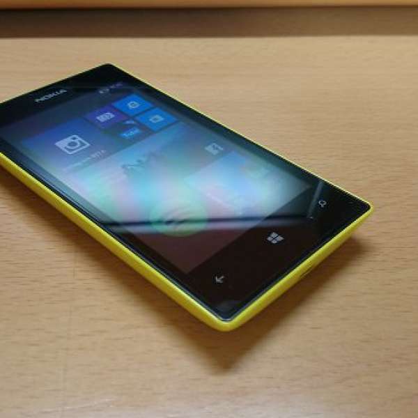 95%新Nokia Lumia 525黃色行貨
