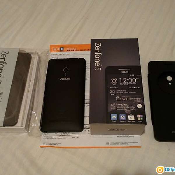 Asus Zenfone 5 A501 16GB 雙卡雙待 行貨豐澤單 黑色 跟原裝Flip Cover
