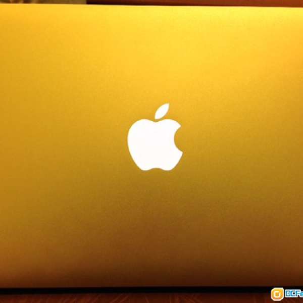 MacBook Air 11" (mid 2011) i5 1.6 4gb ram 128gb ssd