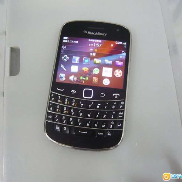 黑莓 Blackberry 9900