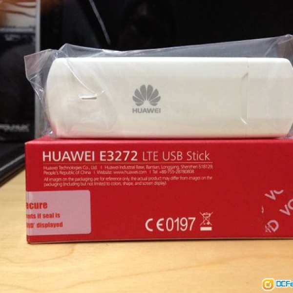 Huawei E3272 LTE USB Stick 4G上網手指