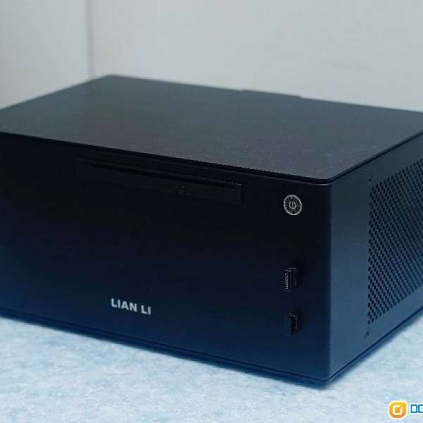 Lian Li PC-Q09FN ITX case