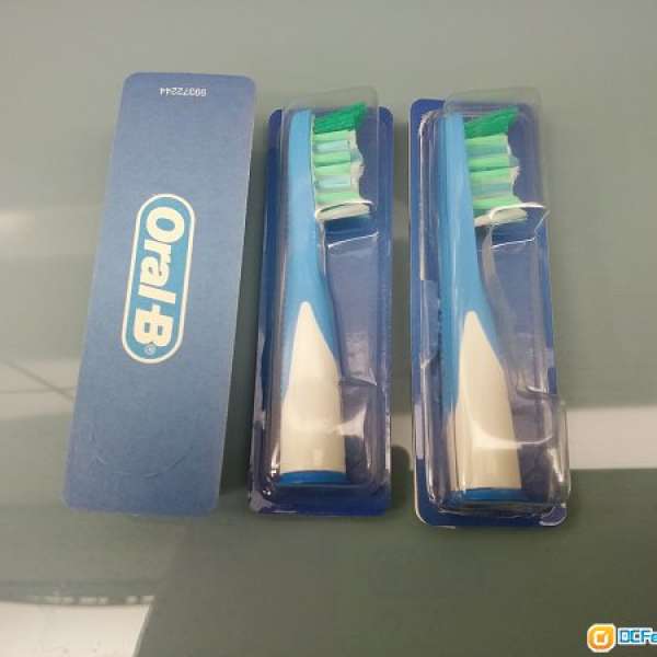 Oral B 電動牙刷頭　Ｘ３個　正版半價售