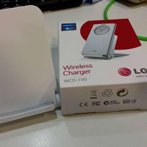 LG G3 Wireless Charger 99.9% new .