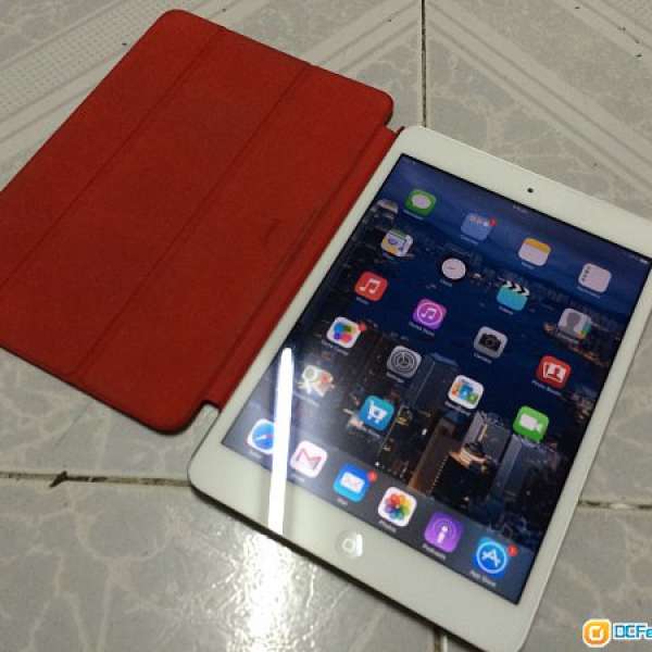 IPAD MINI 2 RETINA 銀白色 WI-FI 32GB 行貨 保養期到2014年11月 99%新 連 Smart C...