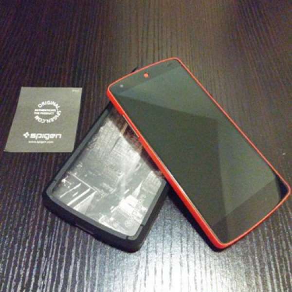 行貨 Nexus 5 32Gb 紅色 連SGP殼 已貼玻璃貼