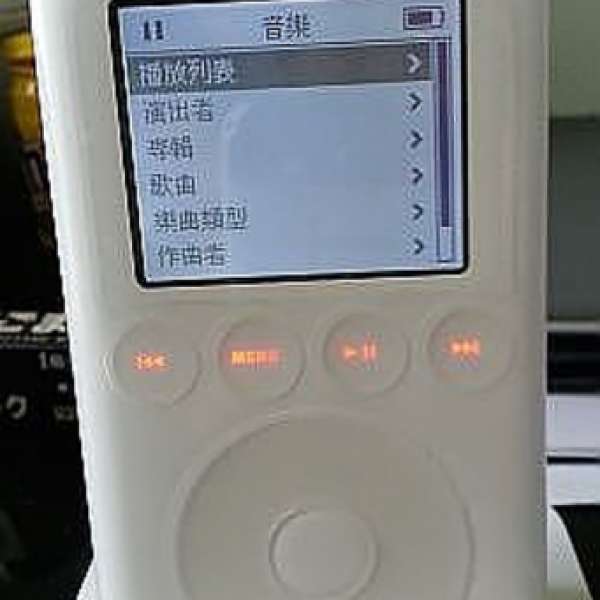 Apple IPod 3rd Gen 三代 經典Mp3 ( 全新32GB CF , 全新850mah 電）＄800