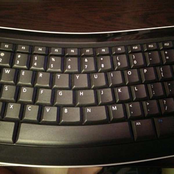 90% Microsoft Bluetooth Mobile Keyboard 5000