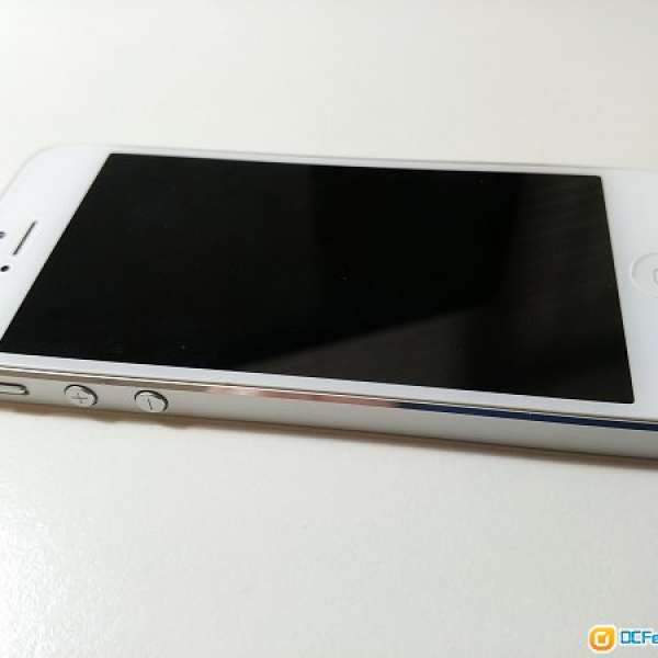 iPhone 5 白色 32GB 行貨