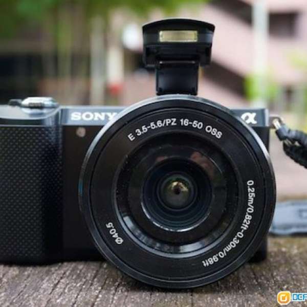 90%新 Sony A5000 + 16-50mm lens kit