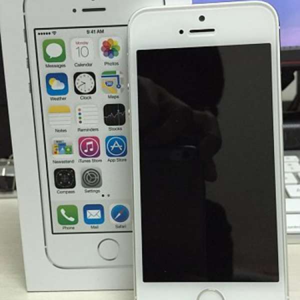 iPhone 5s 銀白 16GB 16/9百老匯買入  行貨  99.99% new 接近新機！