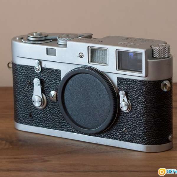 Leica M2 with quick load kit in good user condition
