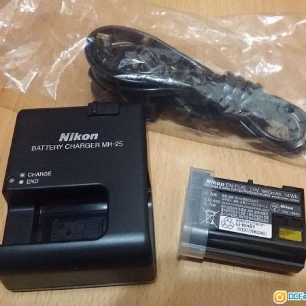 Nikon 全新原裝充電器連電池 EN-EL15