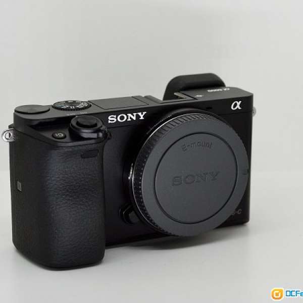 出售 99% new Sony a6000