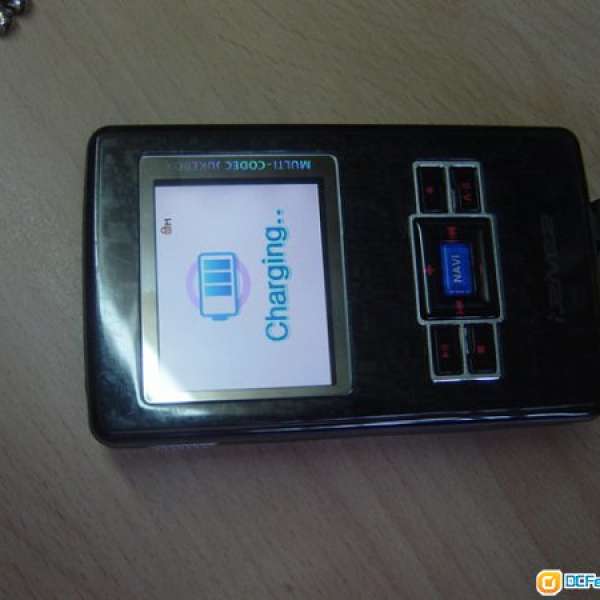 新淨 INNO H340 40G Iriver Multi-Codec Jukebox MP3 Player,只售HK$250(不議價)