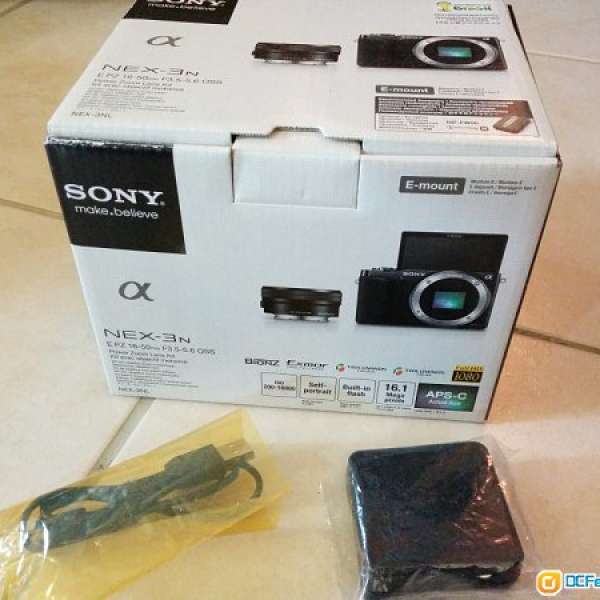 Sony NEX-3N w/ 16-50mm Lens