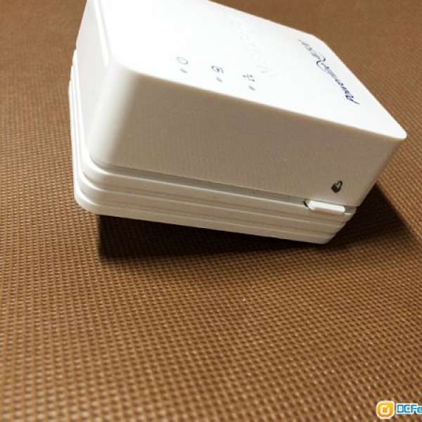 Netgear homeplug 500m X 2 隻