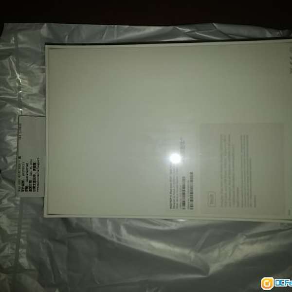 港行未開封IPAD MINI2 RETINA WIFI 16G 白色 (購自IFC Apple Store 有單)