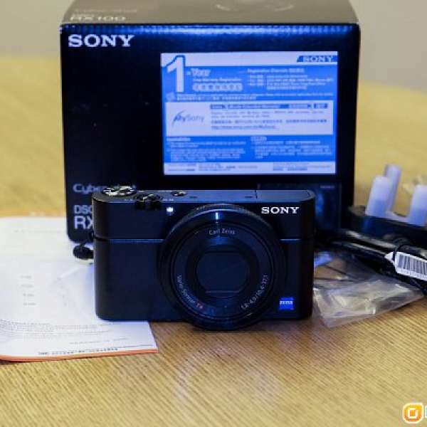 Sony RX100 (連專用皮套)