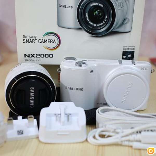 Samsung NX2000 20-50mm Kit行貨(白色)固保至2016 Jan