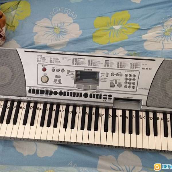 Yamaha PSR 450電子琴，力度感應鍵盤，61鍵