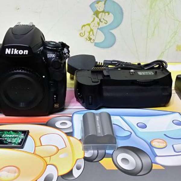 Nikon D700及MB-D10全套