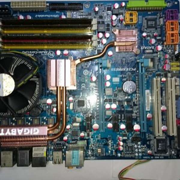 Gigabyte GiGA-X38-DS5 +Intel® Pentium®  E2160 + 512MB x4 DDR2 533
