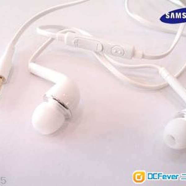 全新! Samsung Galaxy S4 原裝免提聽筒(耳機) Handfree 原裝行貨 平放!