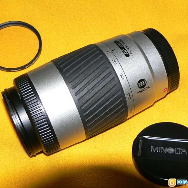 minolta af 75-300mm 4.5-5.6 光圈 鏡片清晰, 通透,無花無霉,80% new,