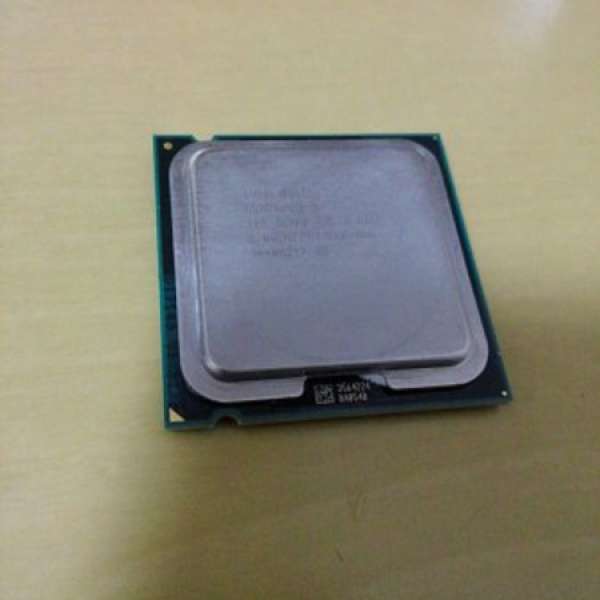 Intel Pentium D 915  (LGA775, 2 cores, 2.8GHz)