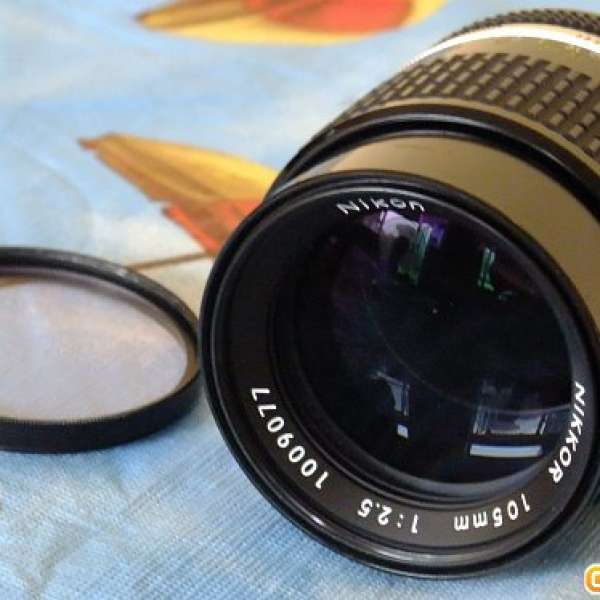 Nikkor 105mm f/2.5 with protection filter
