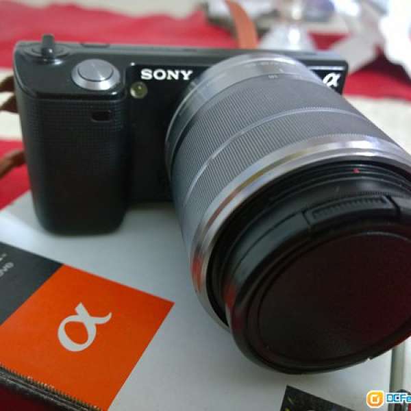 Sony NEX 5 +18-55Kit lens +16mm 2.8