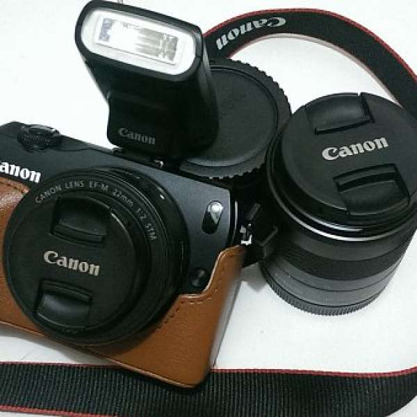 放Canon EOS M 黑色行貨 22mm連adaptor套裝 加 90ex閃