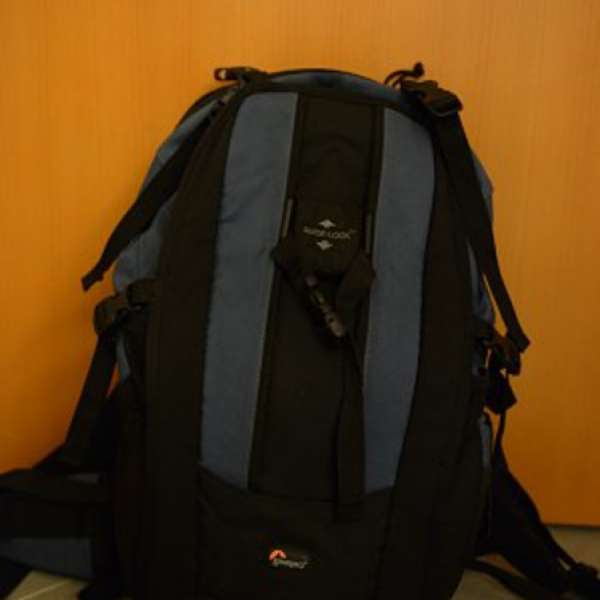 Lowepro Primus Minimus AW 相機袋 (85% new)