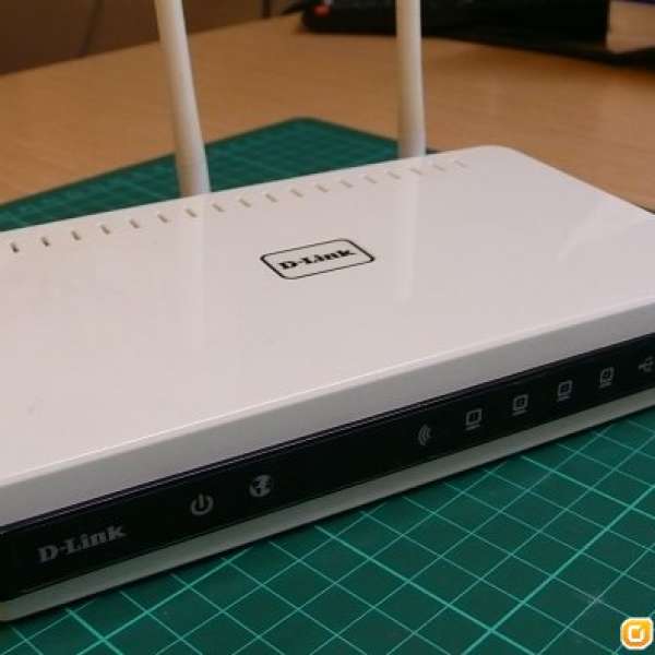 D-Link DIR-655 Router (三天線,Gigabit Lan,USB port)