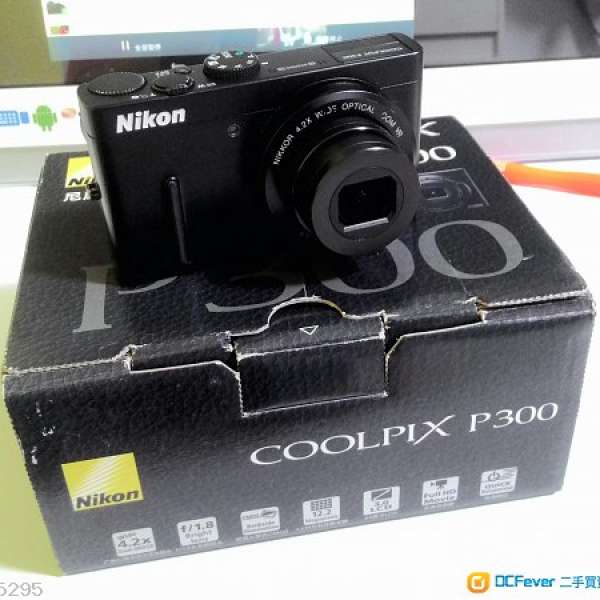 Nikon P300
