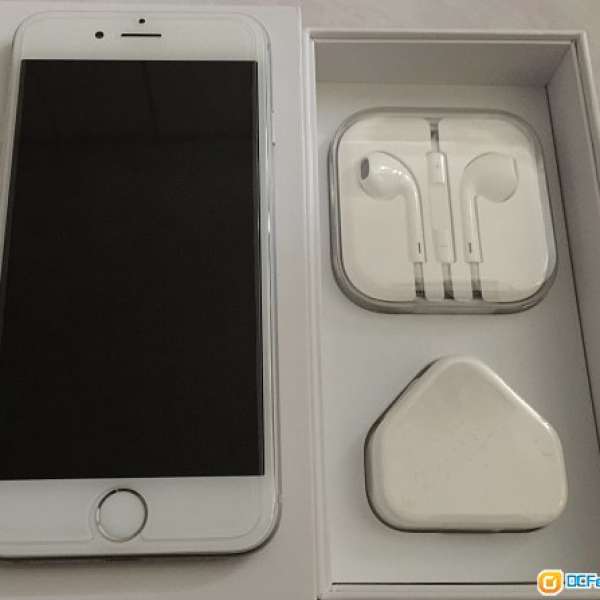 香港行貨 Apple iPhone 6 64g 銀色 95%new 跟全新耳機 全新充電器及USB線