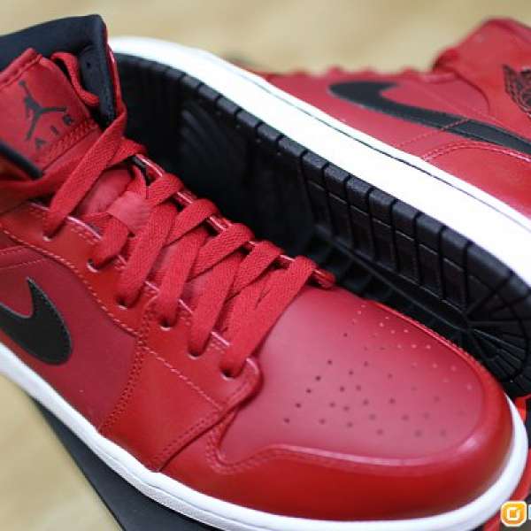 Air Jordan 1 Mid – Gym Red – Black – White 全新 us 10.5