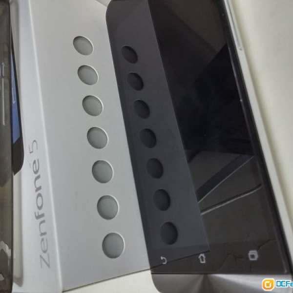 出售 Asus Zenfone 5 3G/2+8白